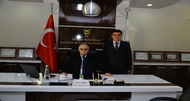 Vali Şentürk, İl Nüfus ve Vatandaşlık Müdürlüğünü ziyaret etti