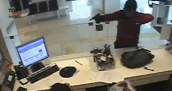Silahlı banka soygunu kamerada | Kayseri’de banka soygunu