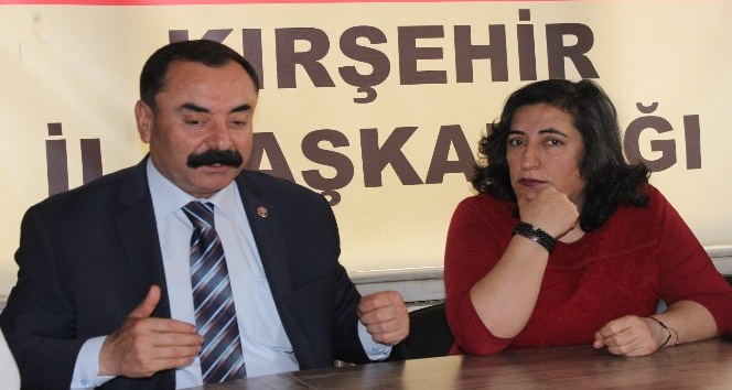 CHP Kırşehir Kadın Kolları Başkanı Yenidünya, Kadın Kolları Genel Başkanlığına adaylığını açıkladı