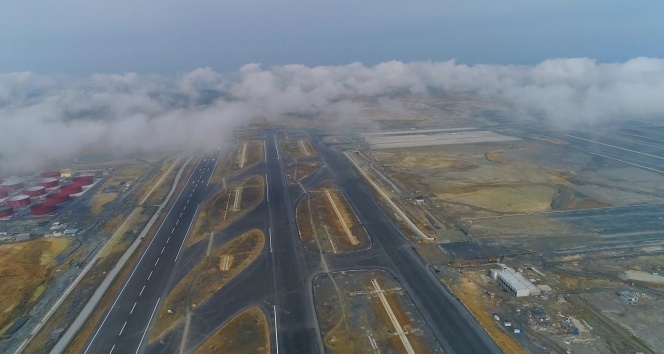 Yüzde 78&#039;i tamamlanan 3&#039;üncü Havalimanı inşaatı havadan görüntülendi