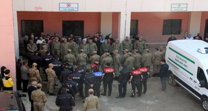 Afrin şehidi baba ocağına uğurlandı