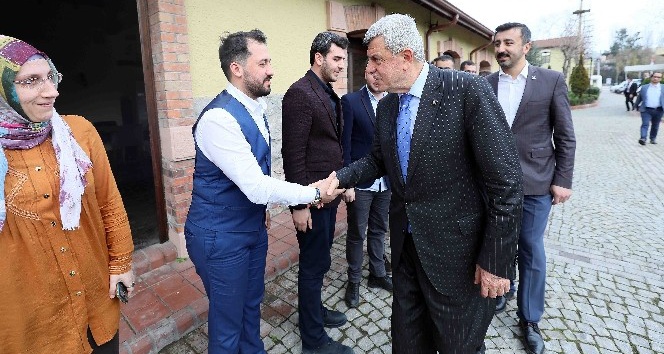 Başkan Karaosmanoğlu’ndan TÜGVA’ya ziyaret