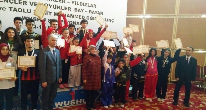 Wushu şampiyonasında Yunusemre Belediyespor fırtınası