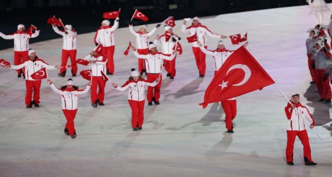 Bakan Osman Aşkın Bak, Güney Kore’de Kış Olimpiyat Oyunları açılış törenine katıldı