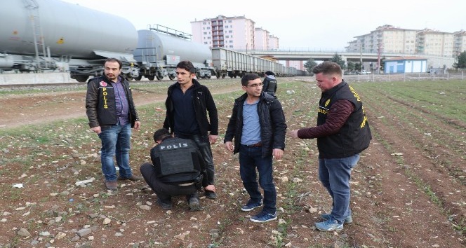 Diyarbakır’da bin polisle hava destekli uygulama