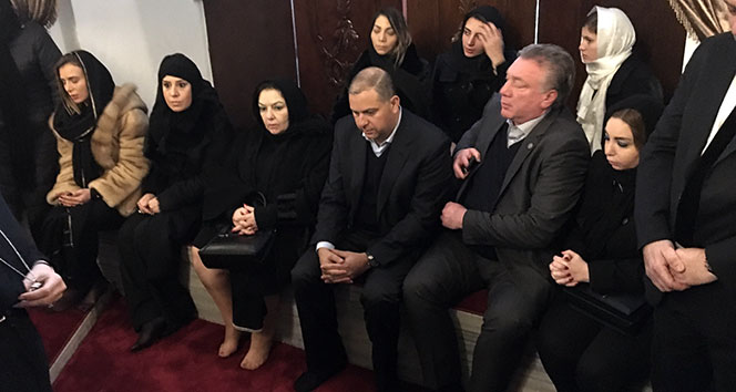 7 ülkeden 40 torunu Sultan 2'inci Abdülhamid Han'ın kabrini ziyaret etti