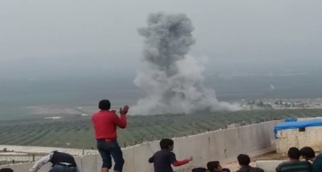 Türk savaş uçaklarının PYD’yi vurması Suriyeliler tarafından sevinçle karşılandı