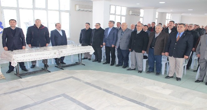 Emirdağ Şoförler Odası seçimlerinde Cevat Örnek güven tazeledi