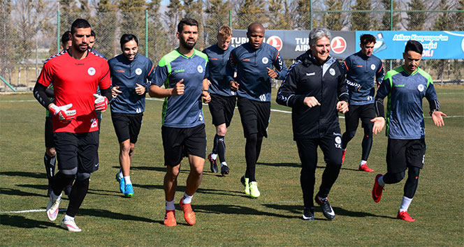Atiker Konyaspor, Beşiktaş maçının hazırlıklarına başladı