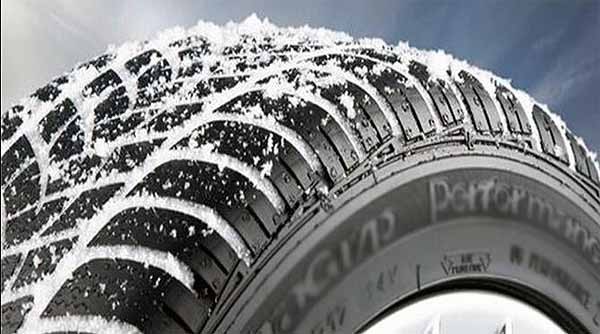 Karlı ve kaygan yollarda araç kullanırken dikkat edilmesi gerekenler