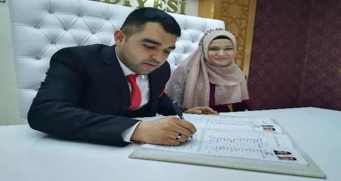 14 Şubat için Kırşehir’de 11 çift nikah masasına oturdu