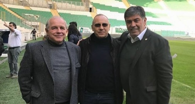 Kosova Futbol Federasyonu Bursaspor Stadı’nı ziyaret etti