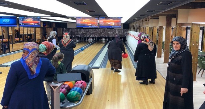 Hayatlarında ilk kez bowling oynadılar