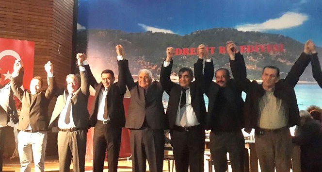 Şoförler Odası’nda Ahmet Dut, güven tazeleyerek 9. kez başkan seçildi