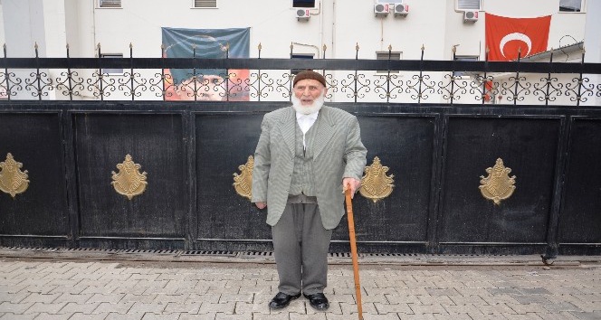 87 yaşındaki Ahmet Dede, Afrin’e gitmek istiyor