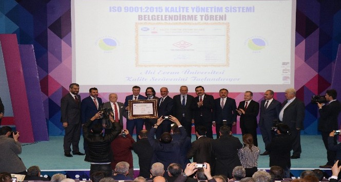 Ahi Evran Üniversitesine ISO 9001: 2015 kalite yönetim belgesi verildi