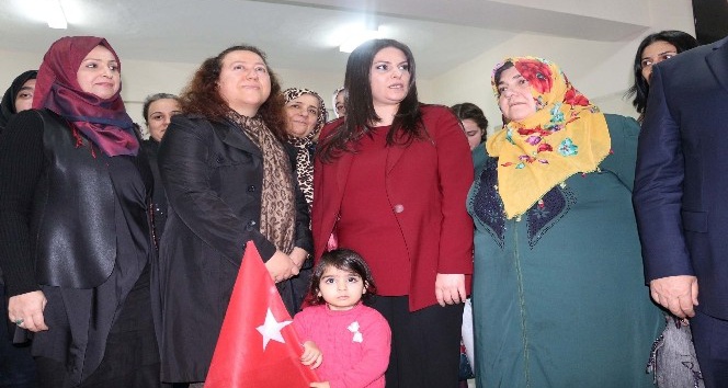 Bakan Sarıeroğlu, Bitlis’te sağlık yatırımlarının açılışını yaptı