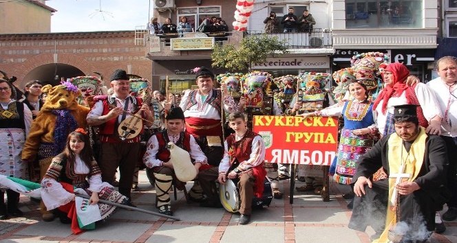 Saba Tümer Edirne’de halay çekti