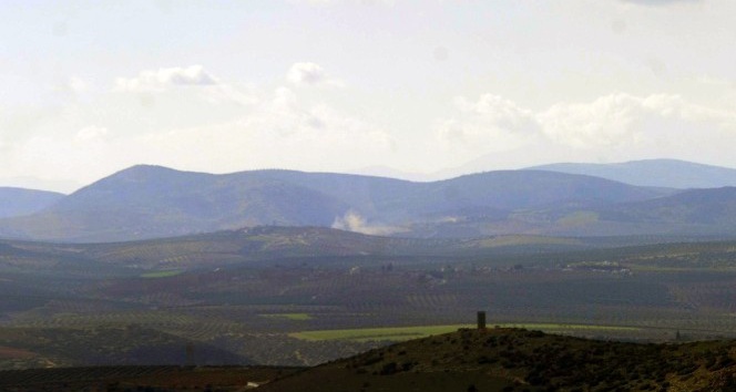 Obüsler Darmık Dağı yakınlarındaki terör mevzilerini bombaladı