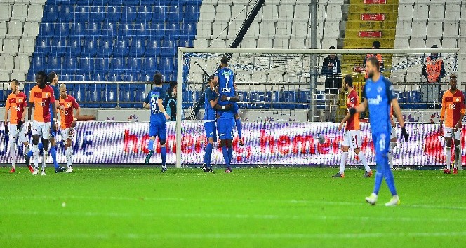 Spor Toto Süper Lig: Kasımpaşa: 2 - Galatasaray: 1 (Maç sonucu)