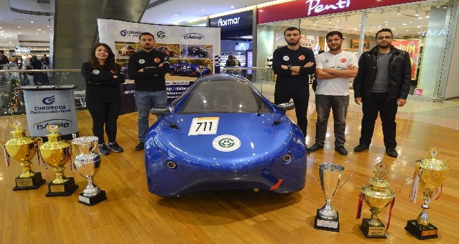 Üniversite öğrencileri otomobilin “1,5 Adana”sını ürettiler