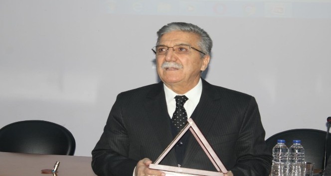 ERÜ İlahiyatta emeklilik töreni Prof. Dr. Veli Kayhan emekli oldu