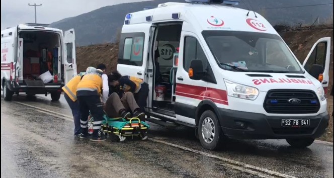 Isparta’da trafik kazası: 2 yaralı