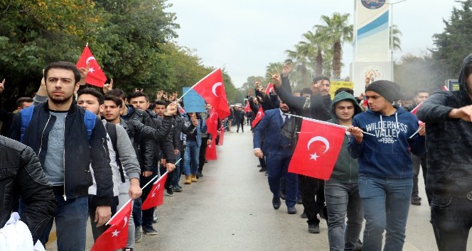 Antalya’da ülkücü gençler, Fırat Yılmaz Çakıroğlu için yürüdü