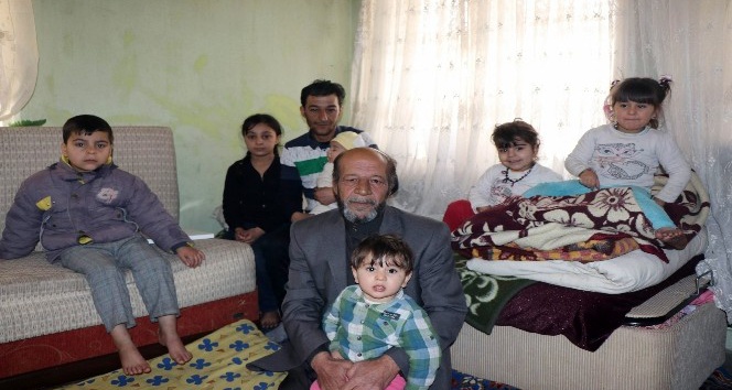 Ayaklarını kaybeden Türkmen yüzbaşı 13 kişilik ailesiyle Kayseri’ye sığındı