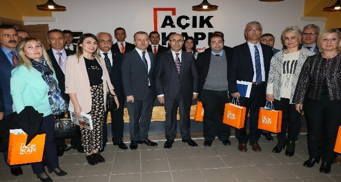 Adana’da ’Açık Kapı’ projesi başladı