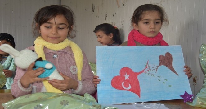 Atkılar ihtiyaç sahibi öğrencilere ulaştırıldı