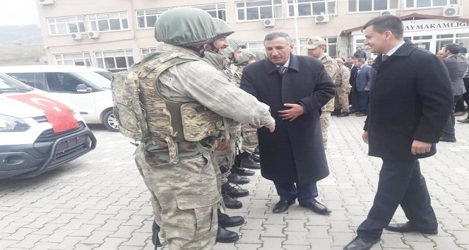 Çermik ve Çüngüş’ten 26 güvenlik korucusu Afrin’e uğurlandı