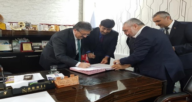 Tomarza Belediyesinde toplu iş sözleşmesi imzalandı