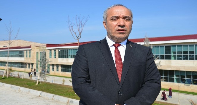 MŞÜ Rektörü Polat’tan hendek ve çukurların açıldığı Varto ve Bulanık ilçelerine Yüksekokul