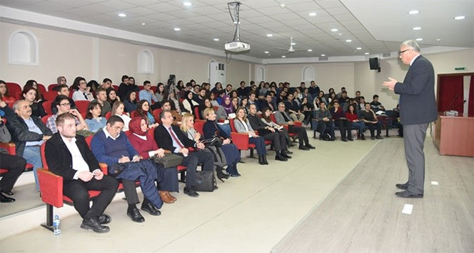 Marmara Üniversitesi Siyaset ve Diplomasi Okulu başladı