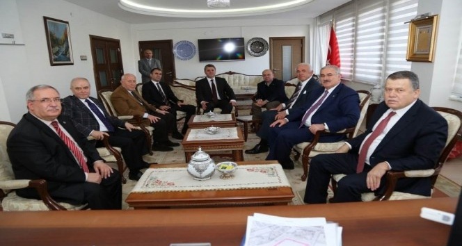 Yargıtay Başkanı Cirit ile Yargıtay Cumhuriyet Başsavcısı Akarca Vali Nayir’i ziyaret etti