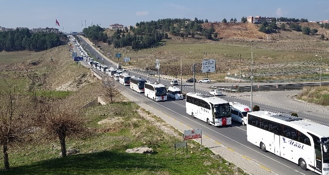 Adıyaman’da yüzlerce araç ile Afrin’e destek konvoyu düzenlendi