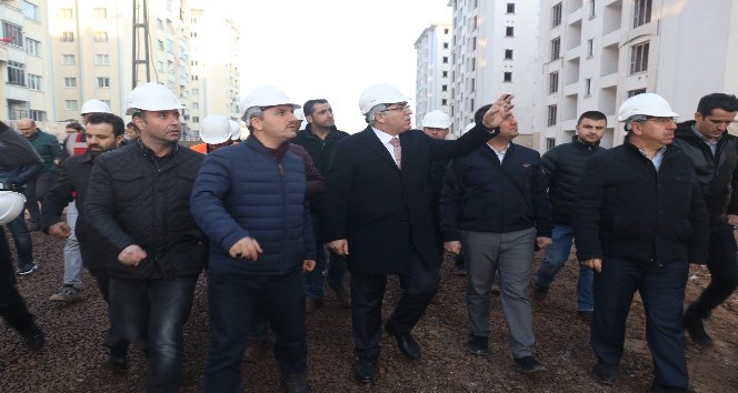 TOKİ Başkanı Turan: &quot;Oturmadığımız daireyi teslim etmeyiz“