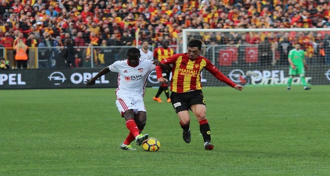 Spor Toto Süper Lig: Göztepe: 1 - Demir Grup Sivaspor: 0 (Maç sonucu)