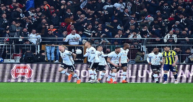 Spor Toto Süper Lig: Beşiktaş: 3 - Fenerbahçe: 1 (Maç sonucu)