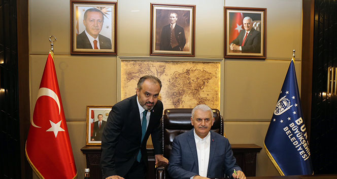 Başbakan Yıldırım&#039;dan Alinur Aktaş&#039;a ziyaret