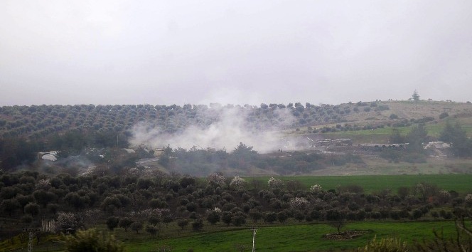 Tanklar Afrin’in kuzeyini vuruyor