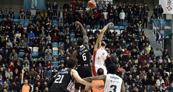 Tahincioğlu Basketbol Süper Ligi: Muratbey Uşak: 65 - Beşiktaş Sompo Japan: 75