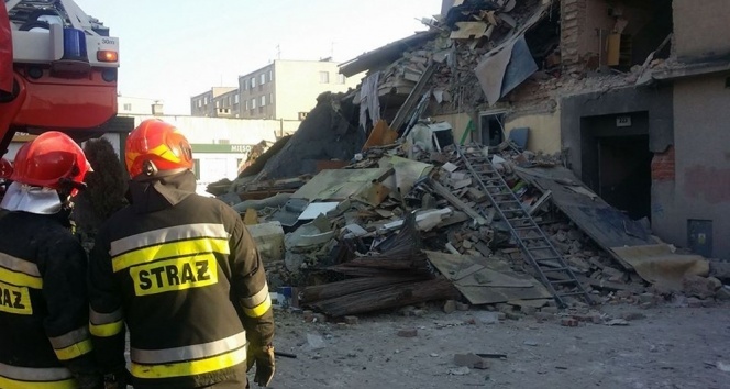 Polonya&#039;da çöken binada ölü sayısı artıyor