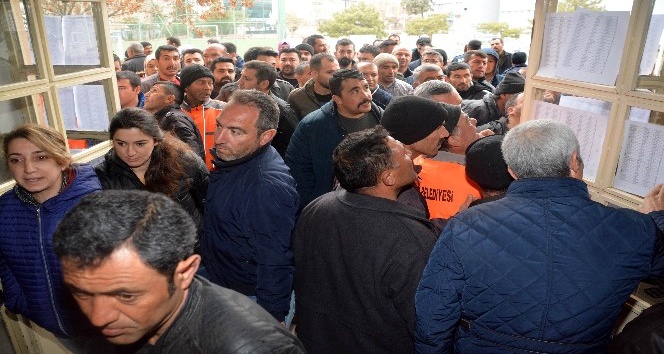 Aksaray Belediyesinde 863 işçi sınava girdi