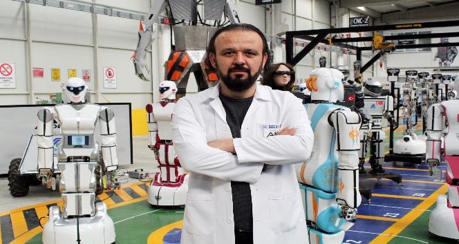 Özgür Akın: “Asker robotları üretmek için hazırız”