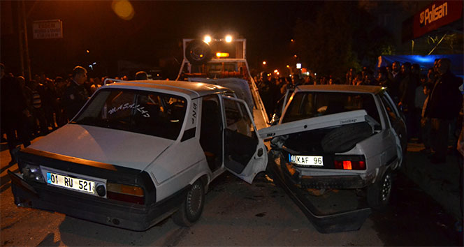Adana’da zincirleme kazada facianın eşiğinden dönüldü: 1 yaralı