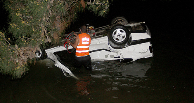 Otomobil denize düştü: 2 Yaralı