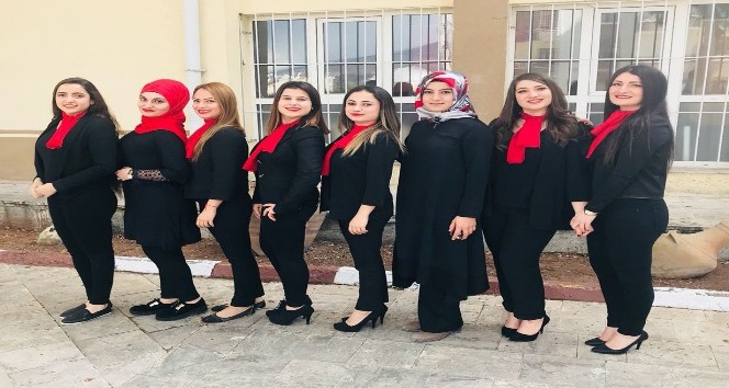 (Özel haber) İşitme engelliler kursiyerleri Mehmetçik için klip hazırladı