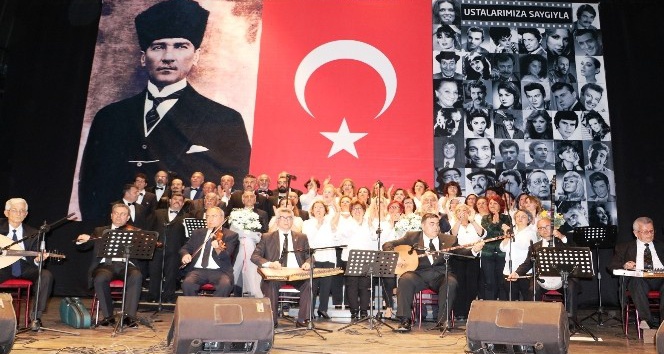 Büyükşehirden nostaljik konser